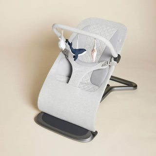 ERGOBABY EVOLVE BOUNCER TOY BAR