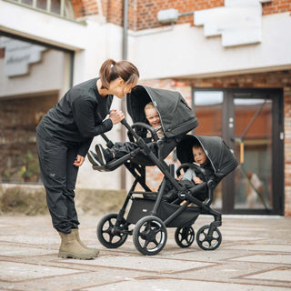 THULE SLEEK 2 TWIN STROLLER